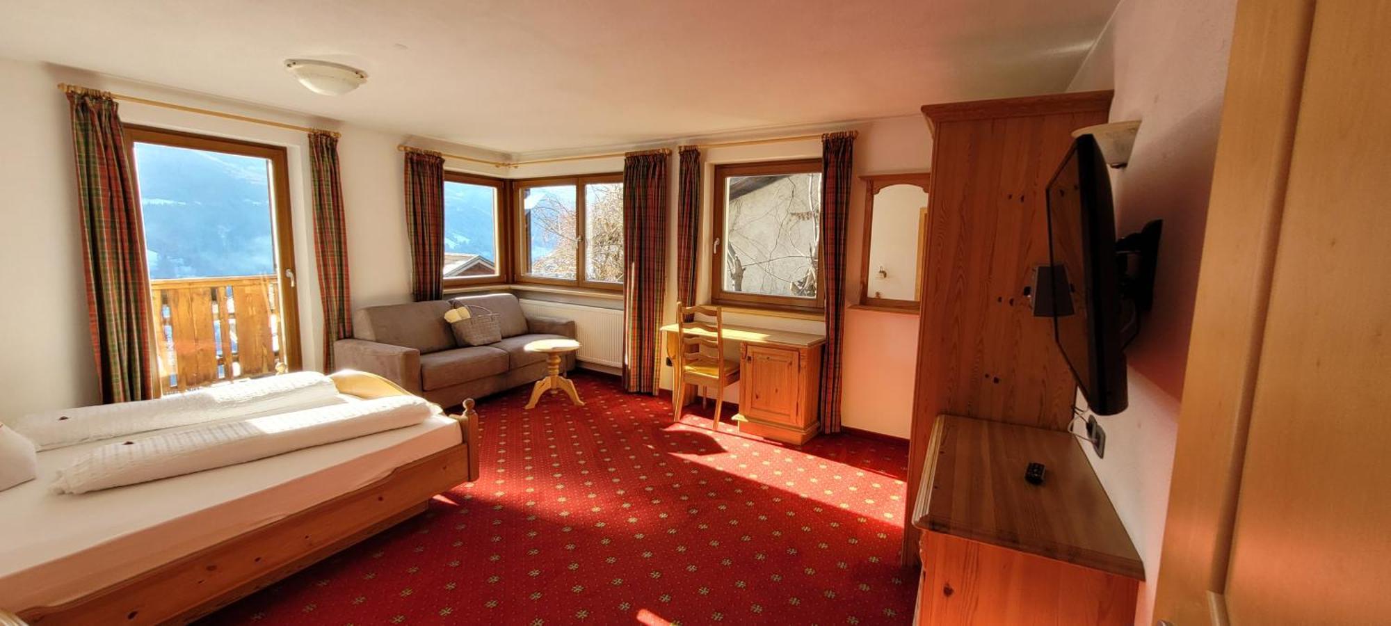 Hotel Tonnerhof ราชีเนส ภายนอก รูปภาพ